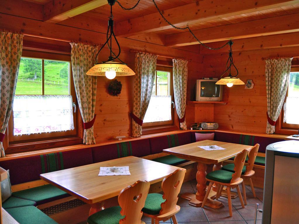 Ferienhaus Bichlhuette プルークガーン 部屋 写真