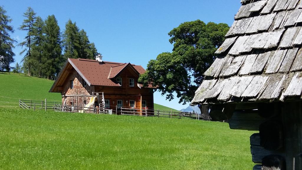 Ferienhaus Bichlhuette プルークガーン エクステリア 写真